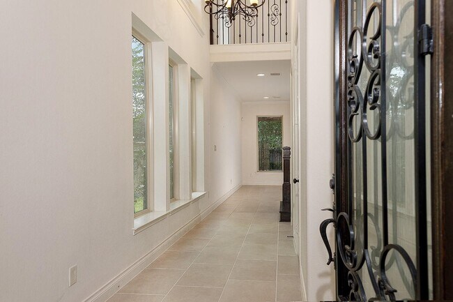 Photo - 34 Daffodil Meadow Pl