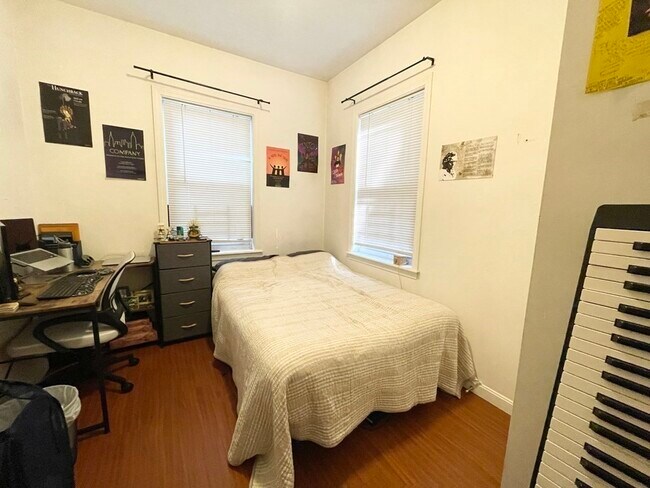 Photo - 93A Hillside St Unit 1