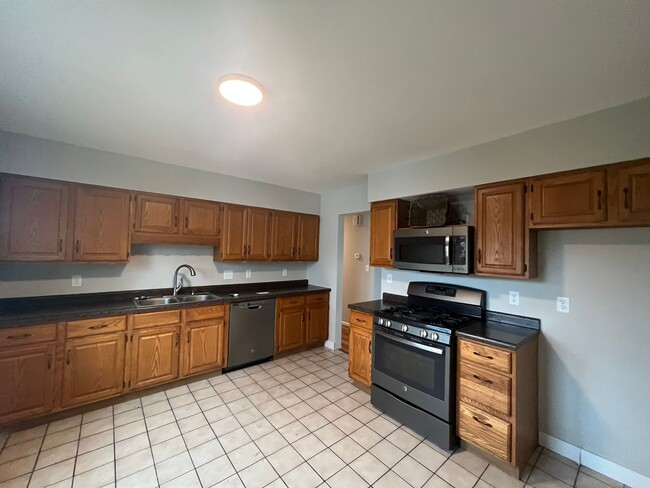 Photo - COMING SOON! 3 BEDROOM HOME!!