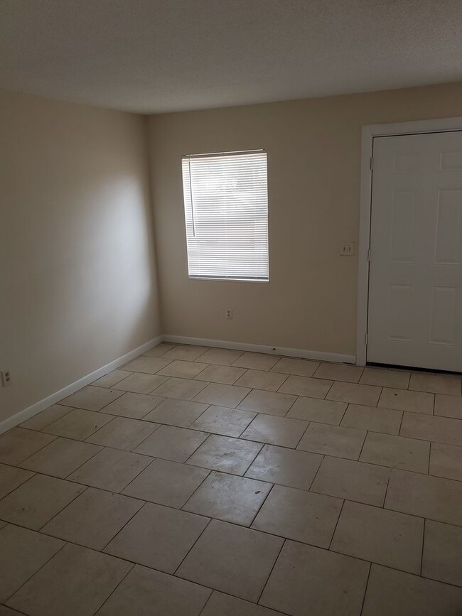 Photo - One Bedroom Apartment