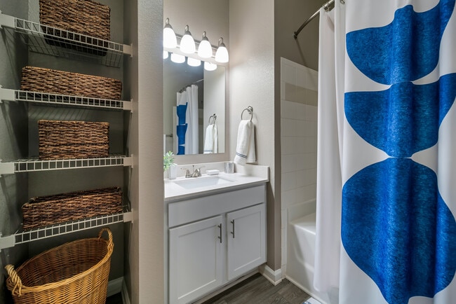 Photo - Avana 55Twelve