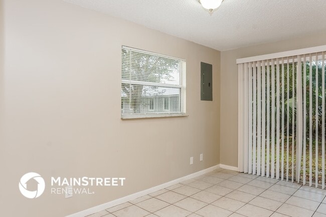 Photo - 6576 4th Ln