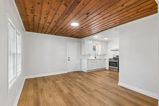 Photo - 2145 NW 32nd St