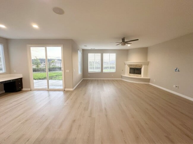 Photo - 19738 Castille Ln