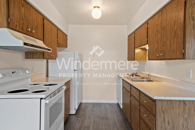 Photo - 1611 W 6th Ave Unit 23