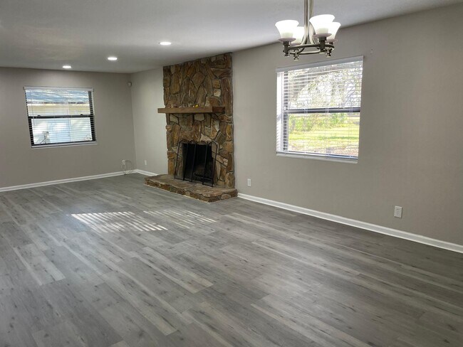 Photo - 4550 Ewell Rd