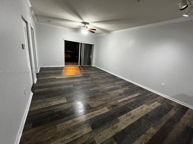 Photo - 5900 W Sample Rd Unit 303