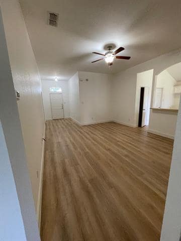 Photo - 2049 Sunny Side Dr