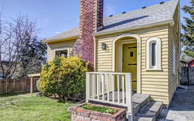 Building Photo - Baran (2018 11th St.) Unit B