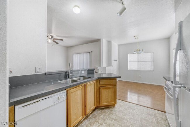 Photo - 2116 Calville St Unit 102