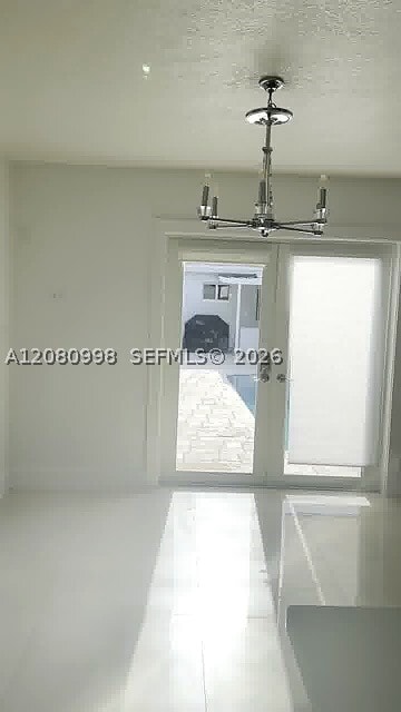 Photo - 638 SW 5th Pl