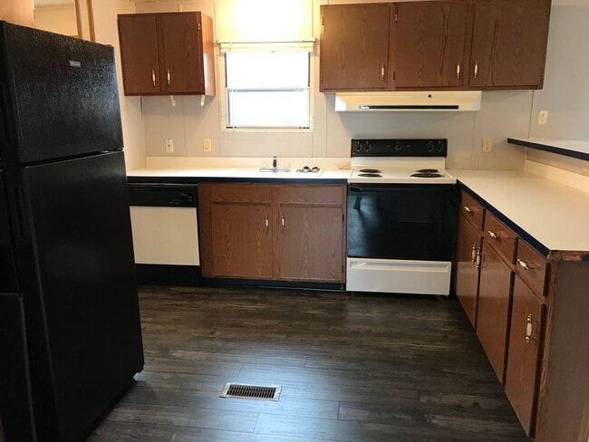 Photo - 3 Bedroom 2 Bath Home on 2 Acres For Rent!