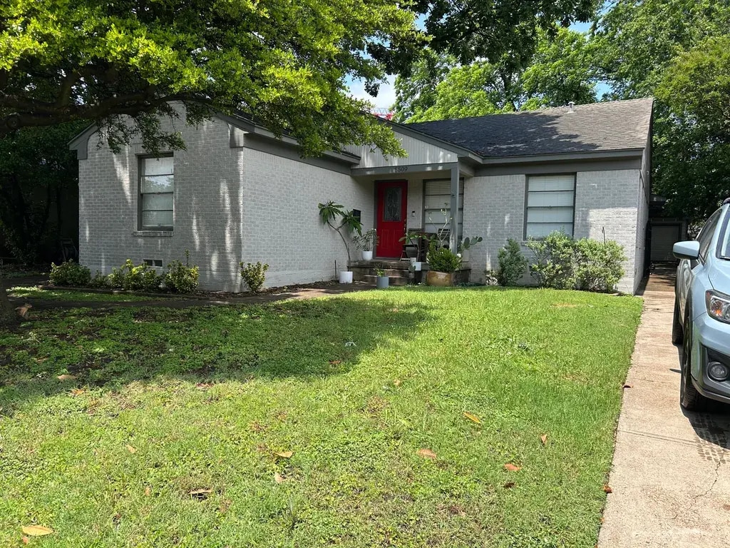 Photo - 5509 Winton St