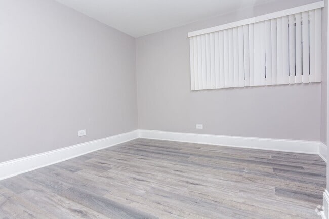 Building Photo - 7620 S Stewart Ave Unit 1 Rental