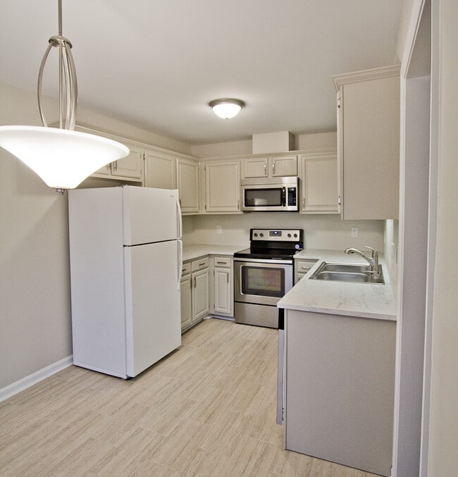 Photo - 6716 Tattershale Ct