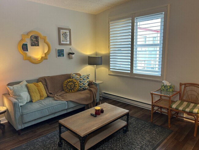 Photo - 112 W Washington Blvd Unit 431