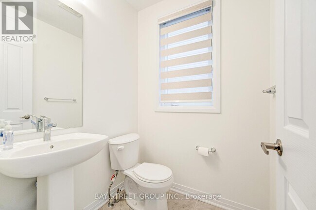 Photo - 149 Wilmot Rd