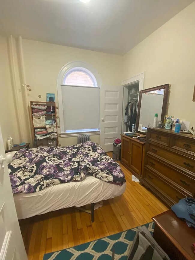 2 Ware St