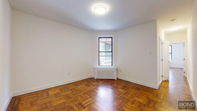 Building Photo - 109 E 88th St Unit 5A Rental