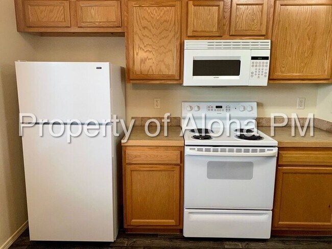 Photo - 1037 W Pine Ave Unit #4