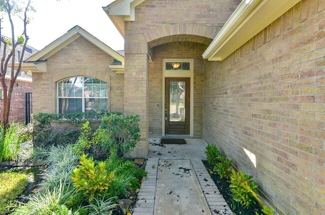 Photo - 18323 S Elizabeth Shore Loop