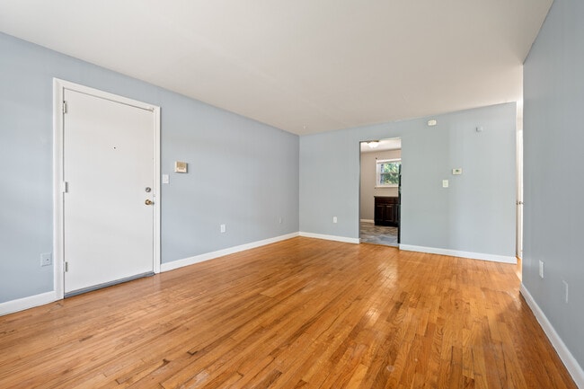 Building Photo - 111 Central Ave
