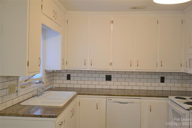 Photo - 300 Belmont Mt Holly Rd