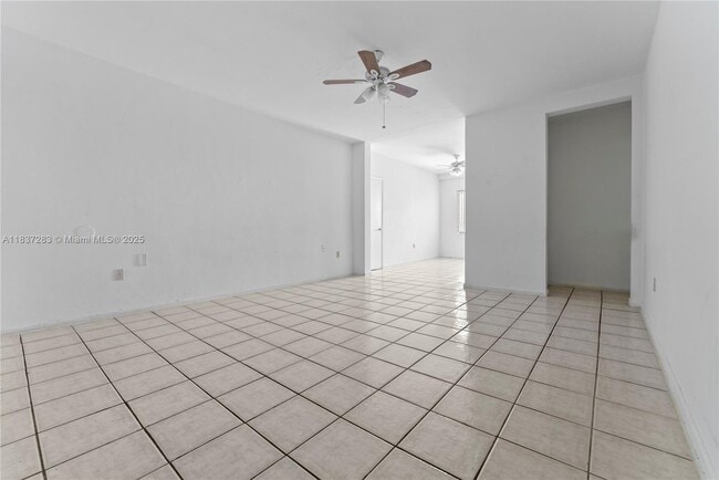 Photo - 1165 Marseille Dr Unit 33
