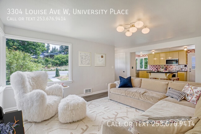 Photo - 3304 Louise Ave W