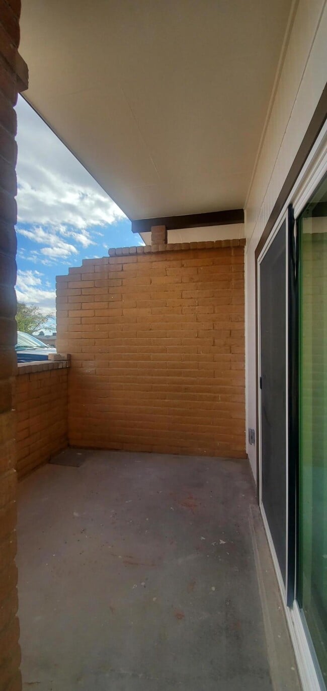 Photo - 2909 Beachcomber Dr