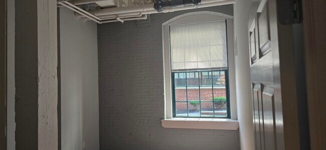 Photo - 160 Lafayette St Unit 52111