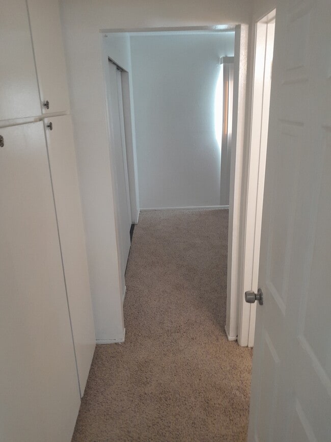 Photo - 567 N Mountain View Ave Unidad Apt 25