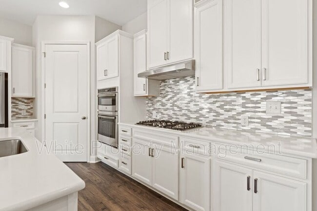 Photo - 17118 Sand Bank Rd