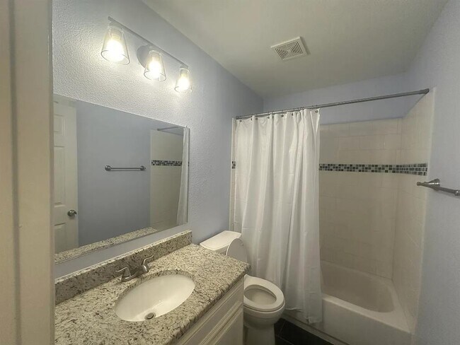 Photo - 13205 Bourbon St