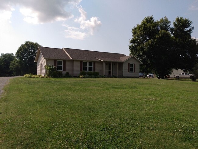 Photo - 2640 Holt Ln