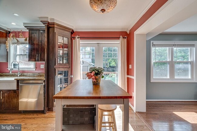 Photo - 2848 Fairhaven Ave