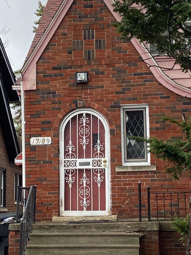 Photo - 17189 Santa Rosa Dr Unidad 17189 Santa Rosa 1