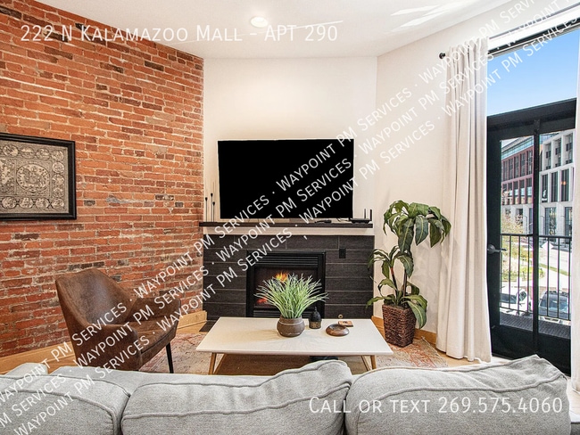 Photo - 222 N Kalamazoo Mall Unidad APT 290