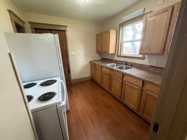 Photo - 3 Bed 1 Bath + Bonus Room and Yard