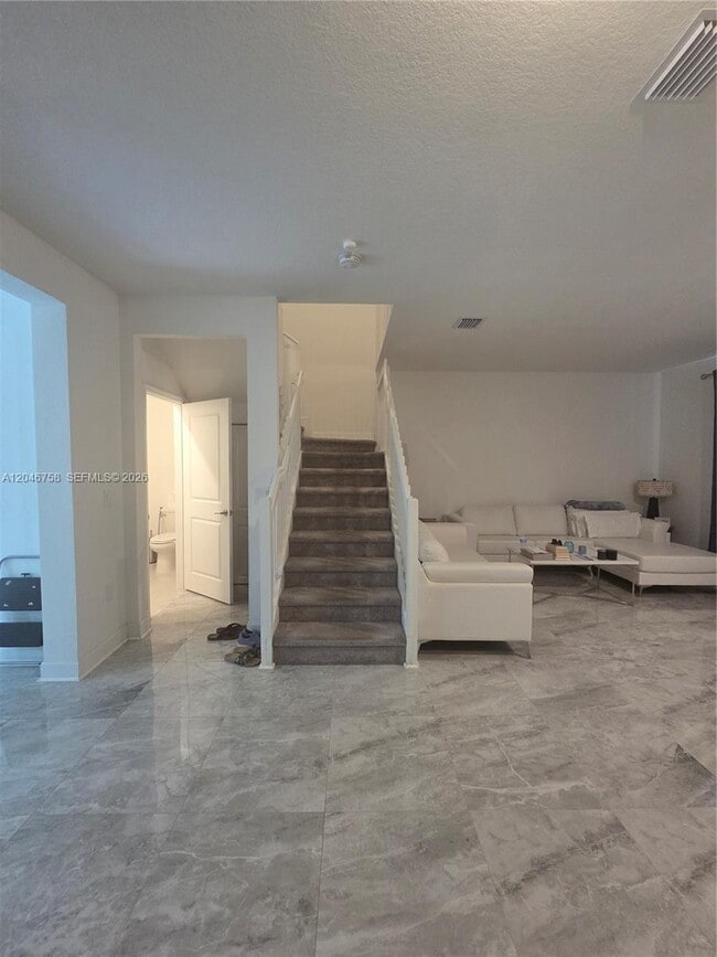 Photo - 21124 NE 8th Ave