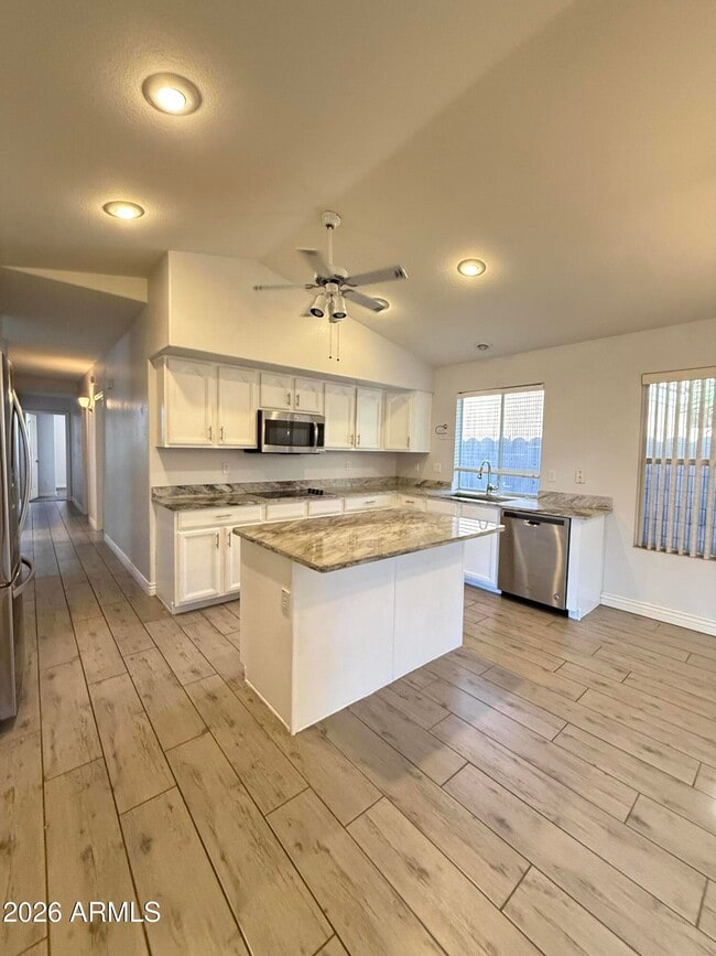 Photo - 1265 E Spur Ave