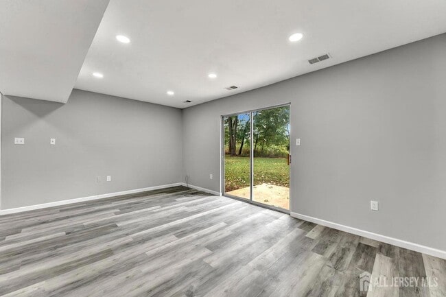 Photo - 5 Pelmont Pl