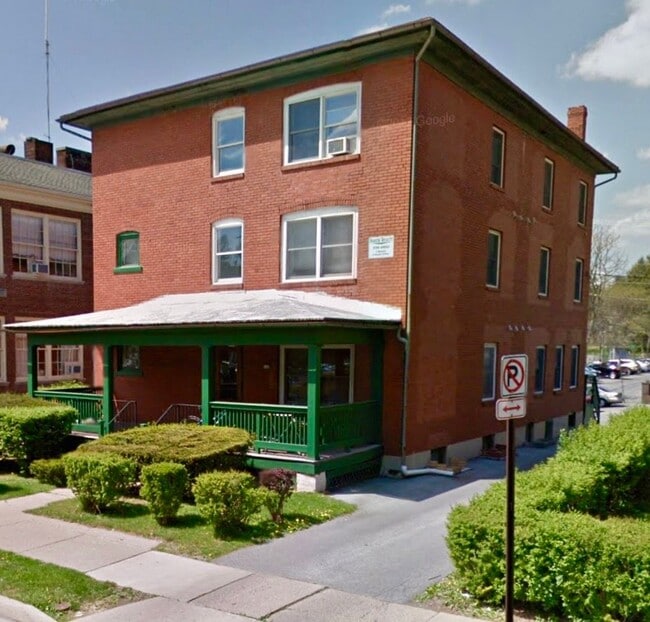 Building Photo - 123 W Nittany Ave