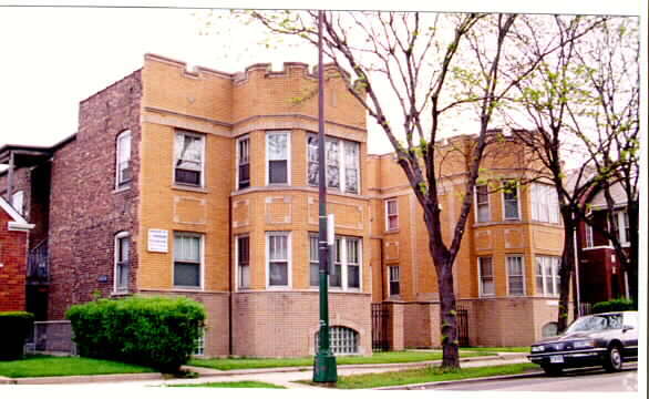 Photo - 3032-3038 W 55th St