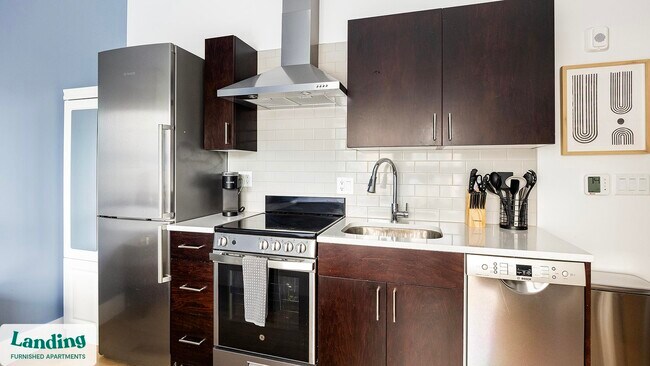 Photo - 135 Adams St Unidad 307