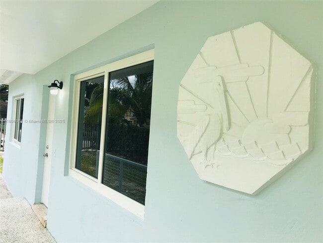 Photo - 5454 NW 5th Ave Unidad 5500