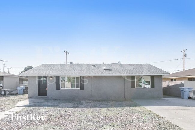 Building Photo - 3019 W Elm St Rental