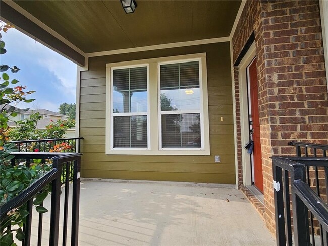 Photo - 808 Lost Pines Ln