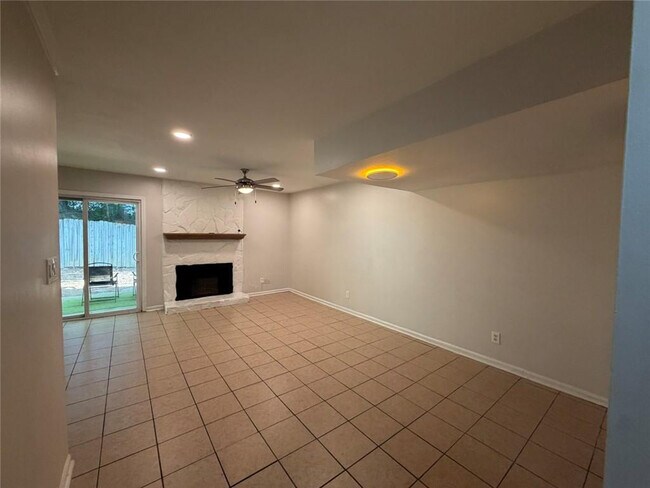 Room in Townhome on Baker Ct