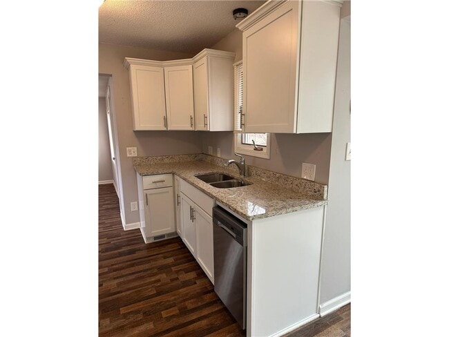 Photo - 8390 Able St NE